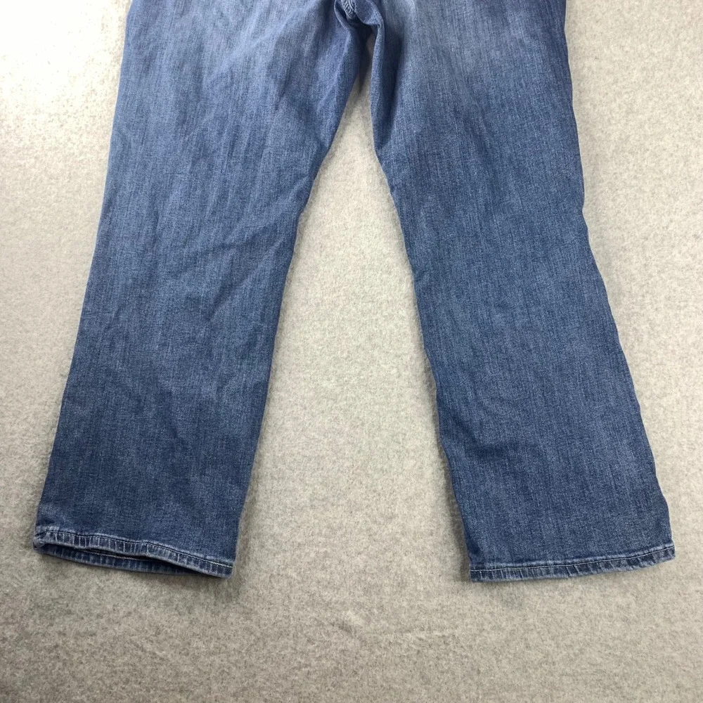 Lucky Brand Jeans Mens 38x30 Blue Straight Leg Medium Wash Denim Pants